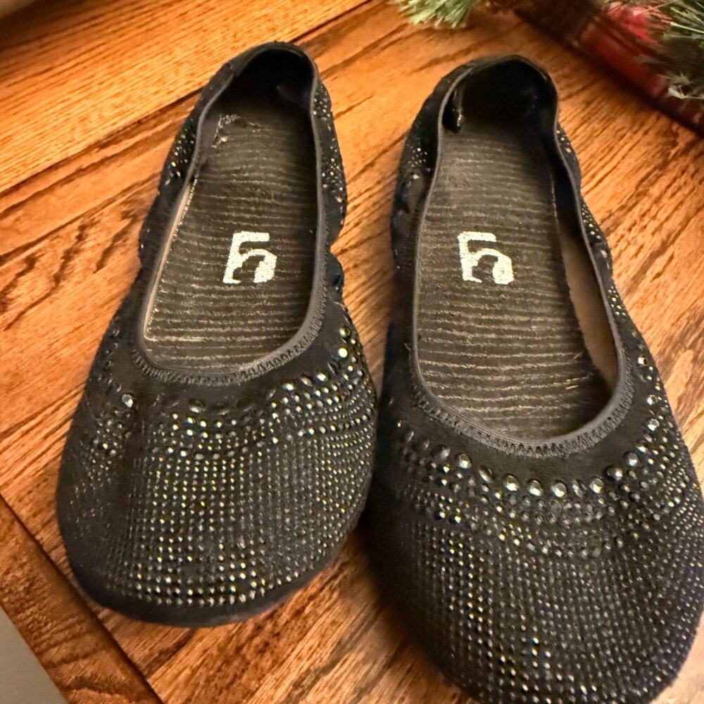 Hush Puppies Chaste Ballet Black Stud Women's Shoes (8.5)